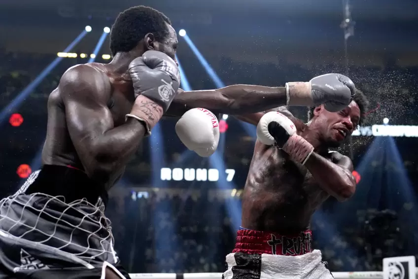 Terrence Crawford finishes Errol Spence Jr in the 9th round
