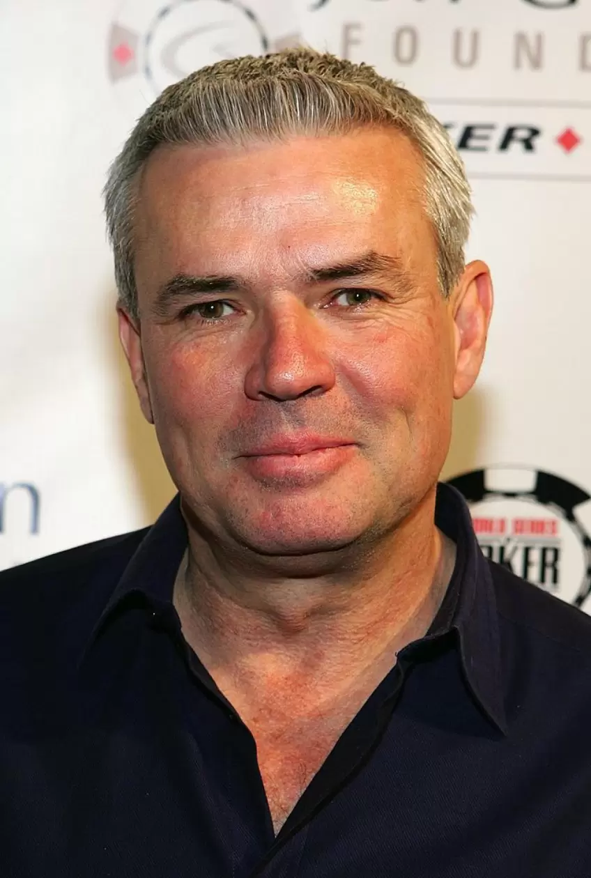 Eric Bischoff Discusses the Possibility of WWE RAW Shifting to Another Evening
