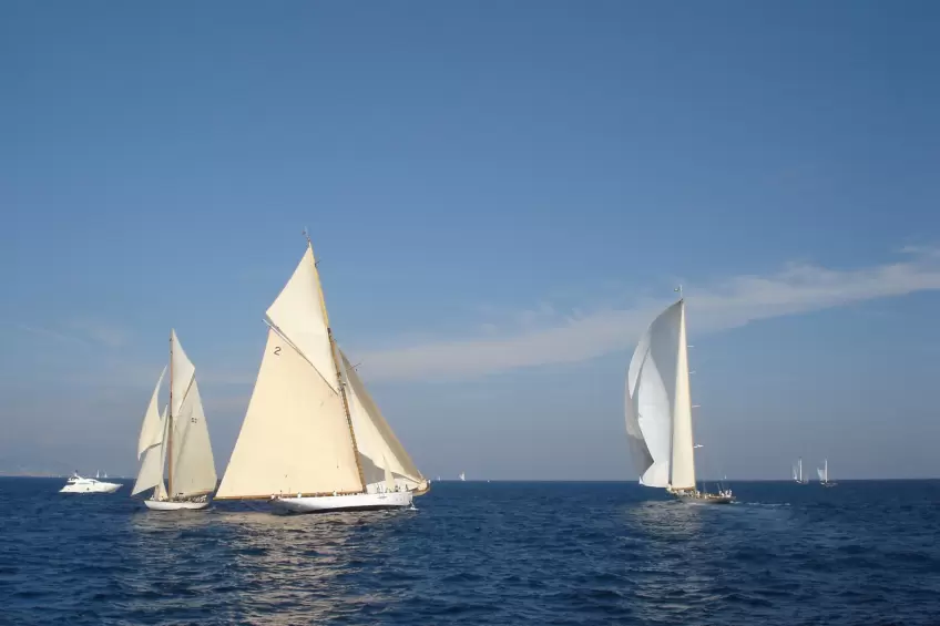 Jean-Michel Wilmotte & Hermidas Atabeyki Release New M40 Sailing Yacht Concept
