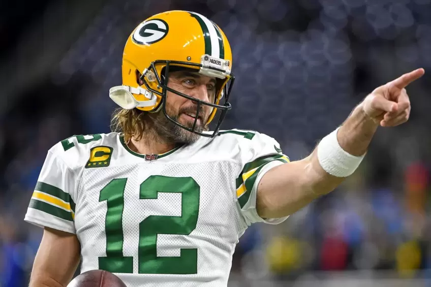 Aaron Rodgers leaves the door open for joining the Denver Broncos