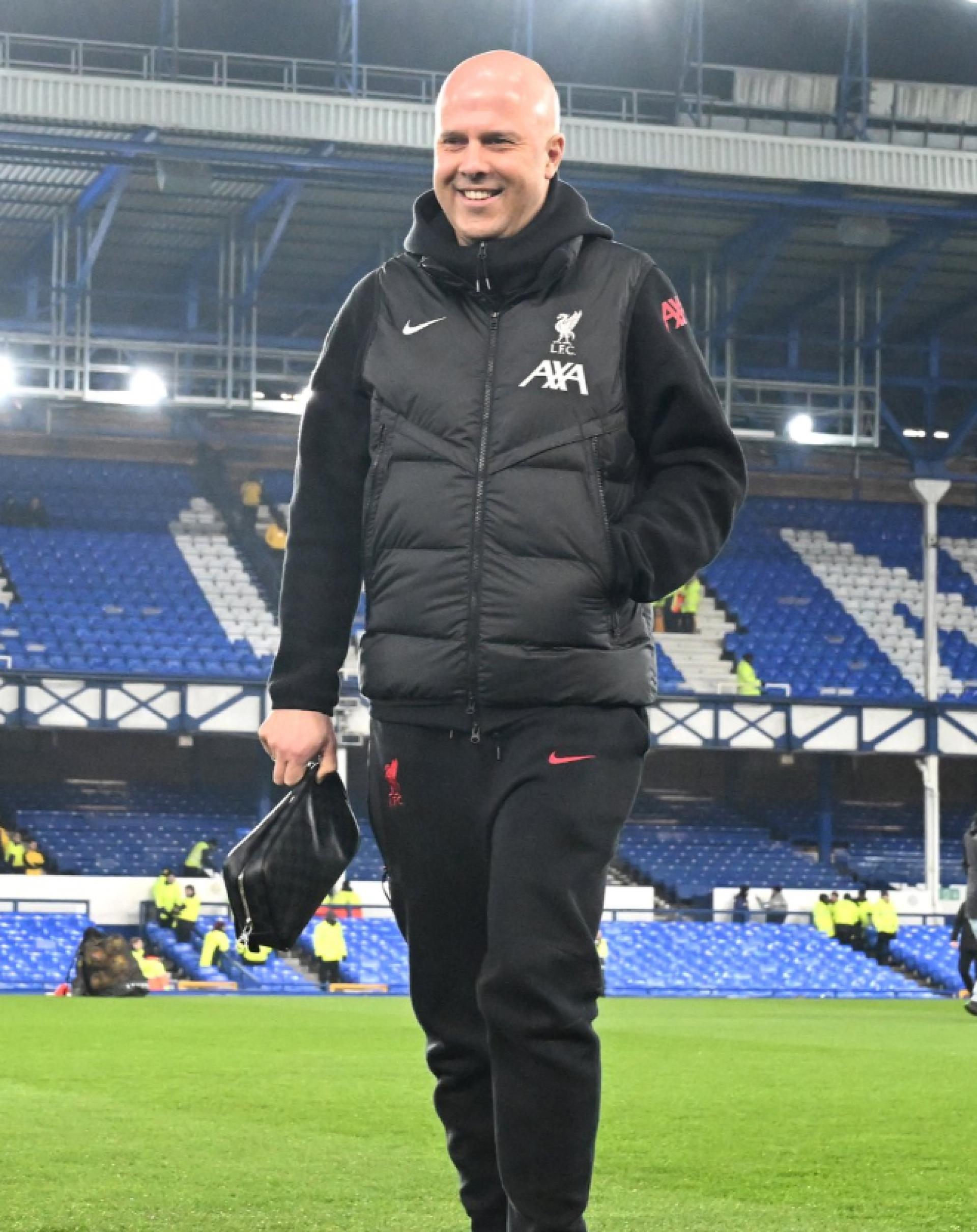 Arne Slot signals end for Diaz and Nunez at Liverpool