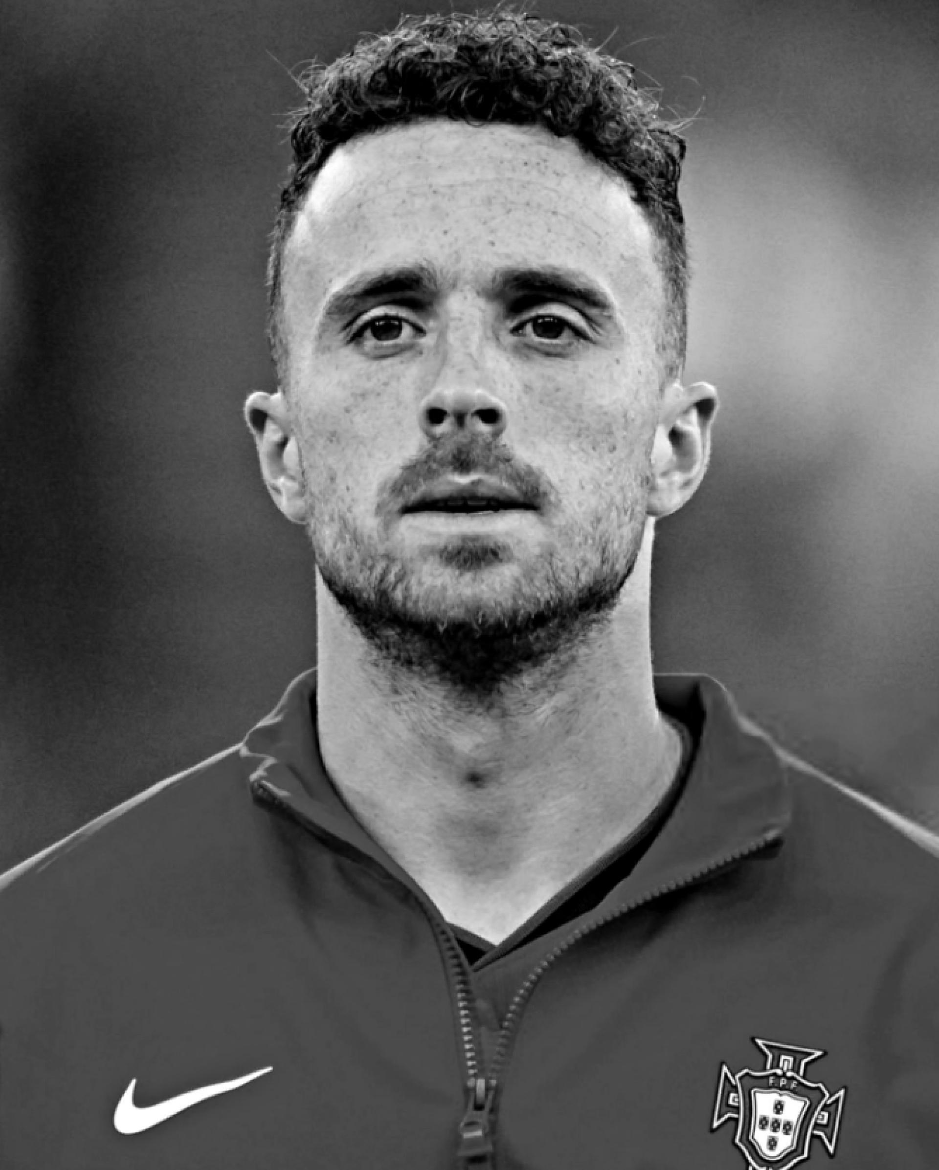 Liverpool star Diogo Jota dies in tragic car accident!