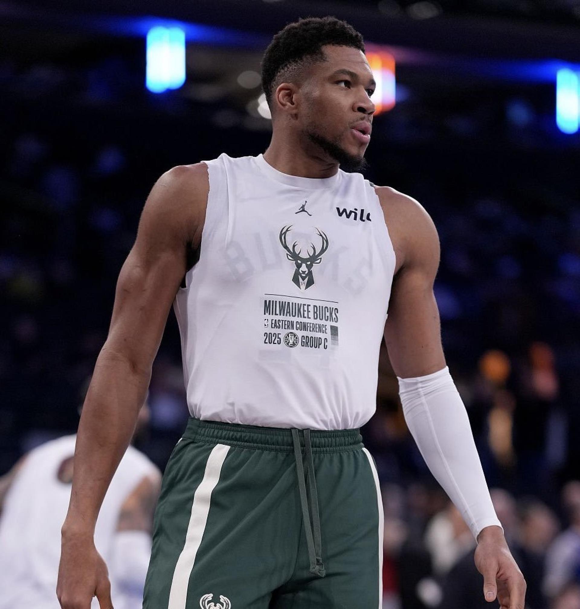 Giannis blasts agendas as Bucks’ losing streak hits seven