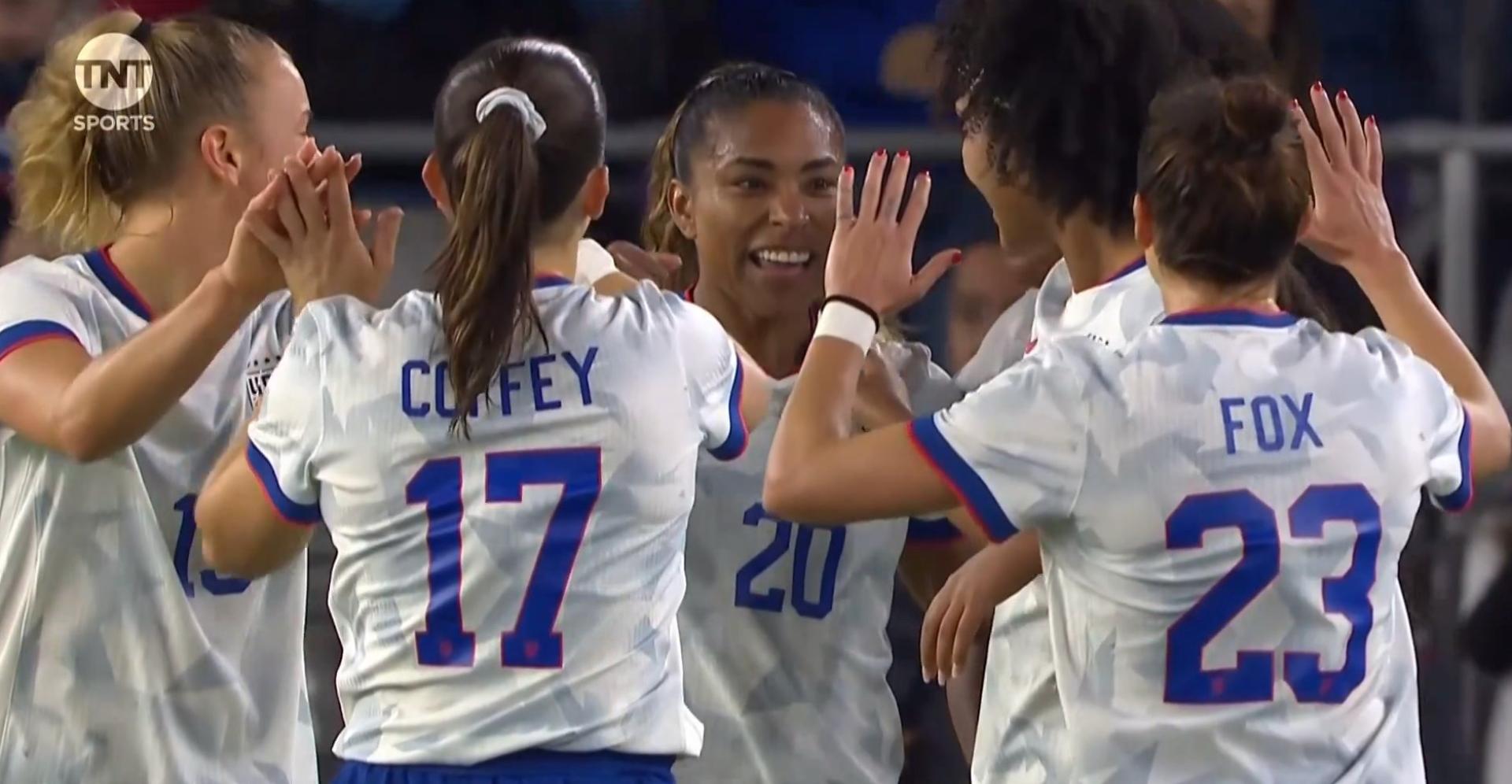 Macario brace and Moultrie strike lift USWNT past Italy 3-0
