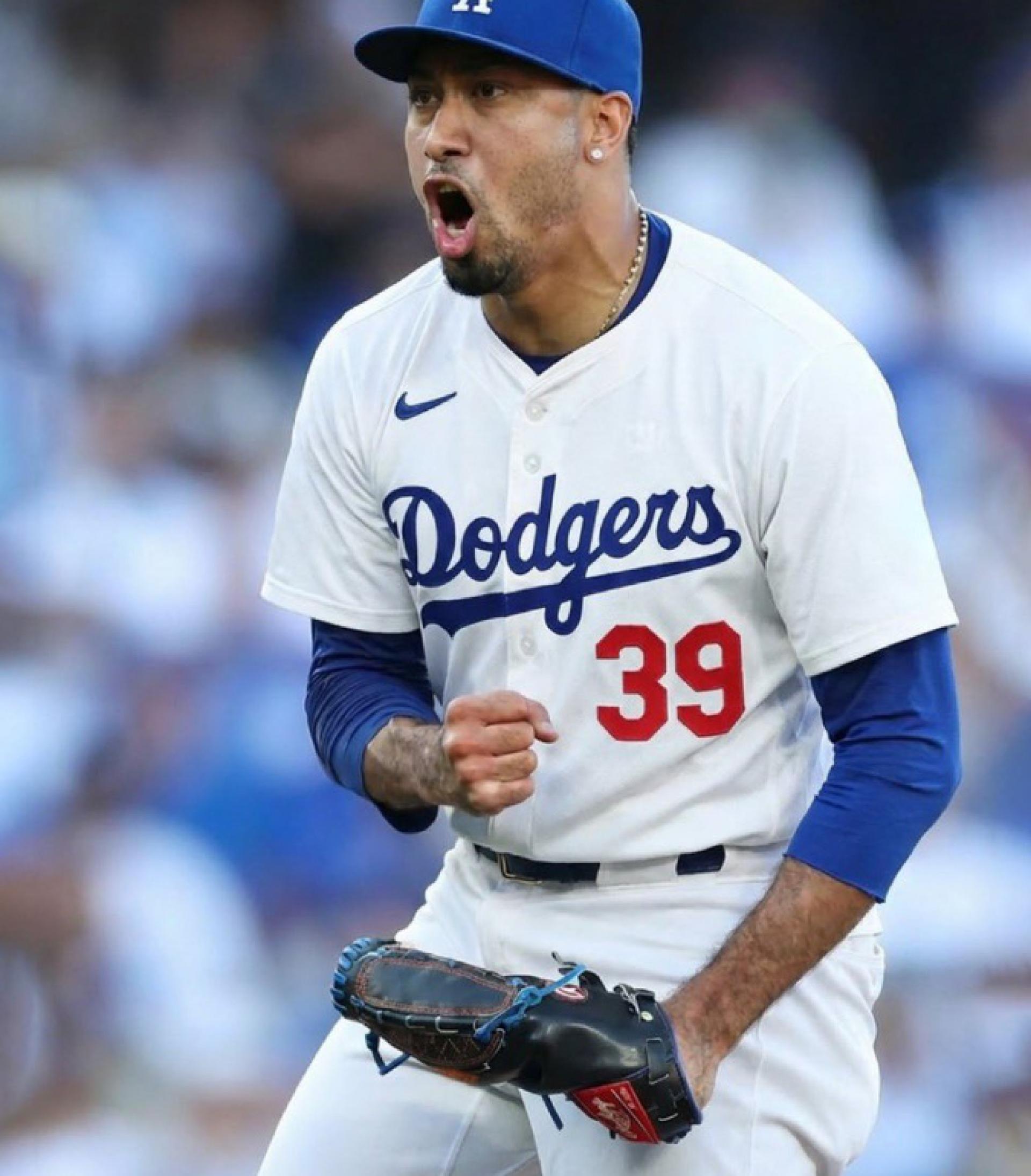 Edwin Díaz had multiple offers before joining the Dodgers