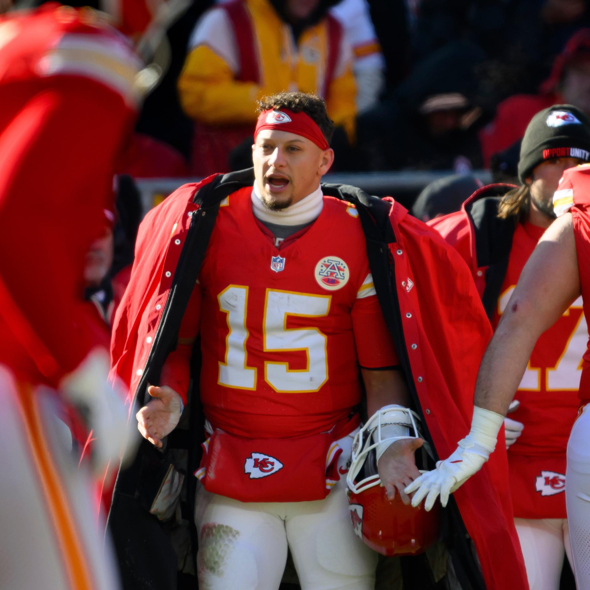 Mahomes begins rehab after ACL and LCL surgery as Chiefs eye Week 1 return